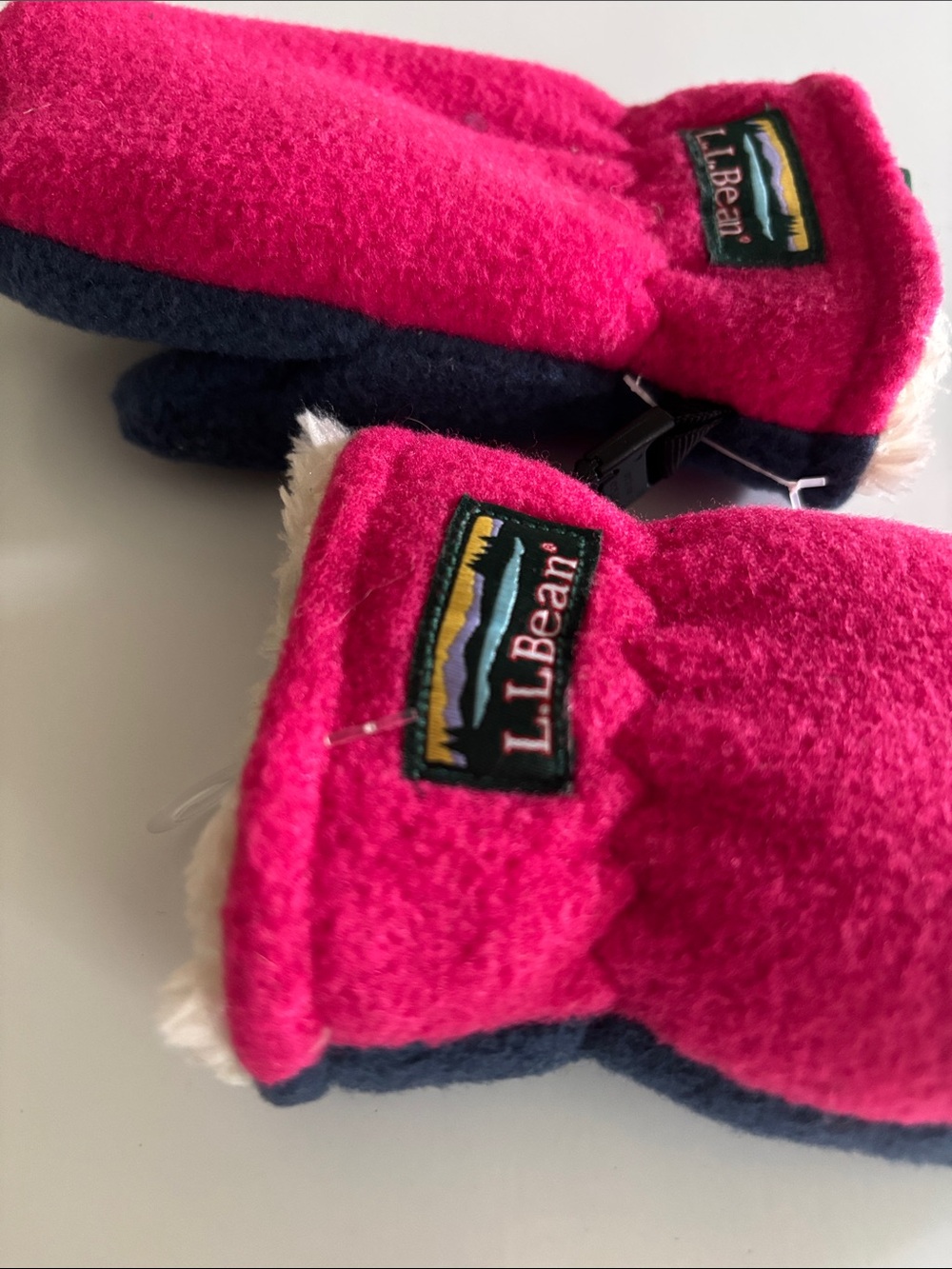 L.L. Bean Kids Bright Pink Fleece Mittens